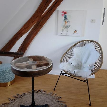 Loft De Charme A 150M De La Cathedrale Apartment Бове Екстериор снимка