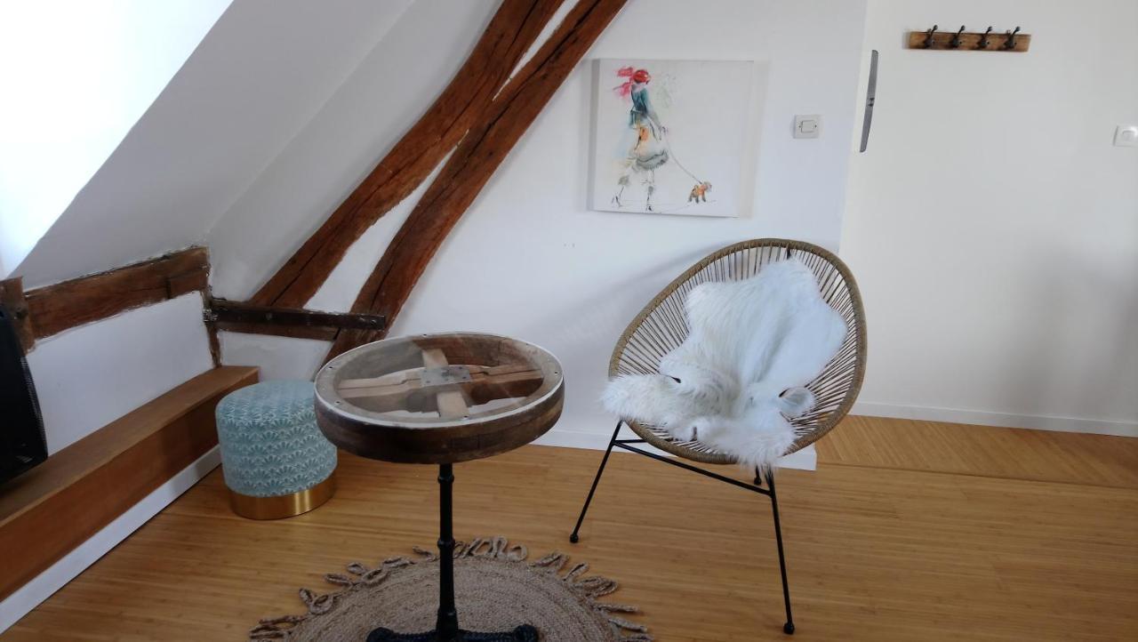 Loft De Charme A 150M De La Cathedrale Apartment Бове Екстериор снимка