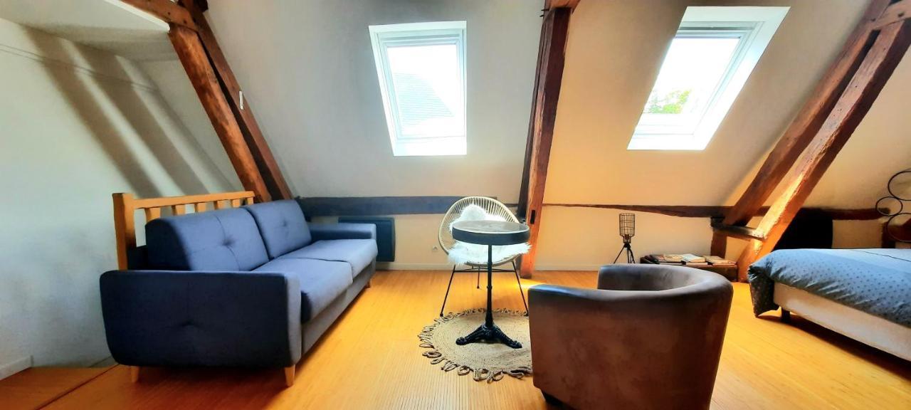 Loft De Charme A 150M De La Cathedrale Apartment Бове Екстериор снимка